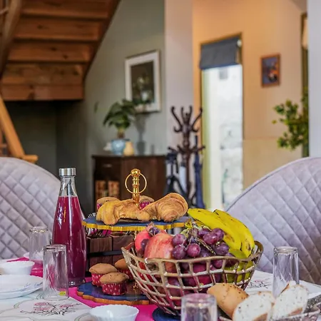 Saffronstays Edelweiss Bluebell House - 3Br English Home With Himalayan Peak Views, Bonfire & Reading Nook-3